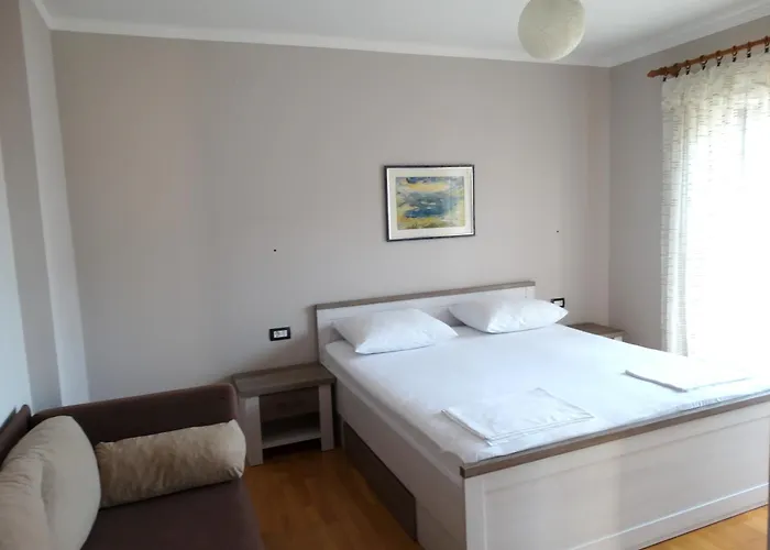 30072 - Goran Apartment *