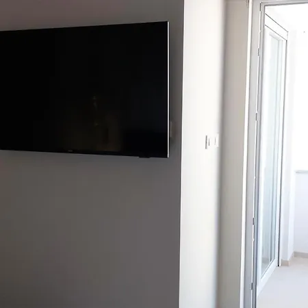 30072 - Goran דירה קריקווניצה